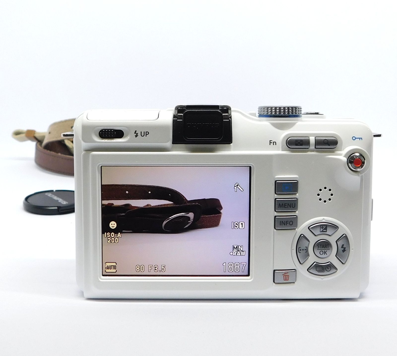 OLYMPUS E-PL1s ホワイト 標準レンズ14-42mm ⅡR 付 OLYMPUS PEN E-PL1s レンズキット 動作確認済み ミラーレス一眼 初心者