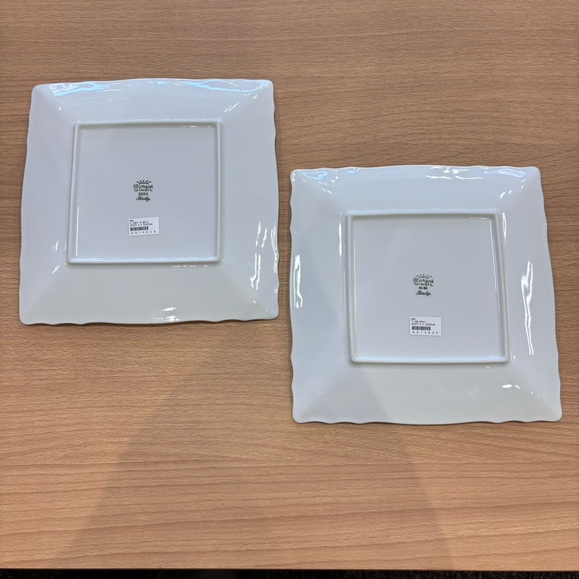「未使用」ジノリ ベッキオホワイト 22㎝ スクエアプレート、4枚 リチャードジノリベッキオホワイト スクエアプレート22cm4枚