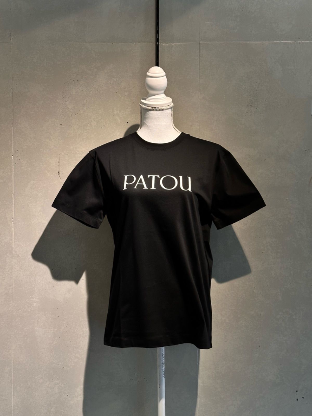 Patou ロゴ 黒 Tシャツ - メルカリ