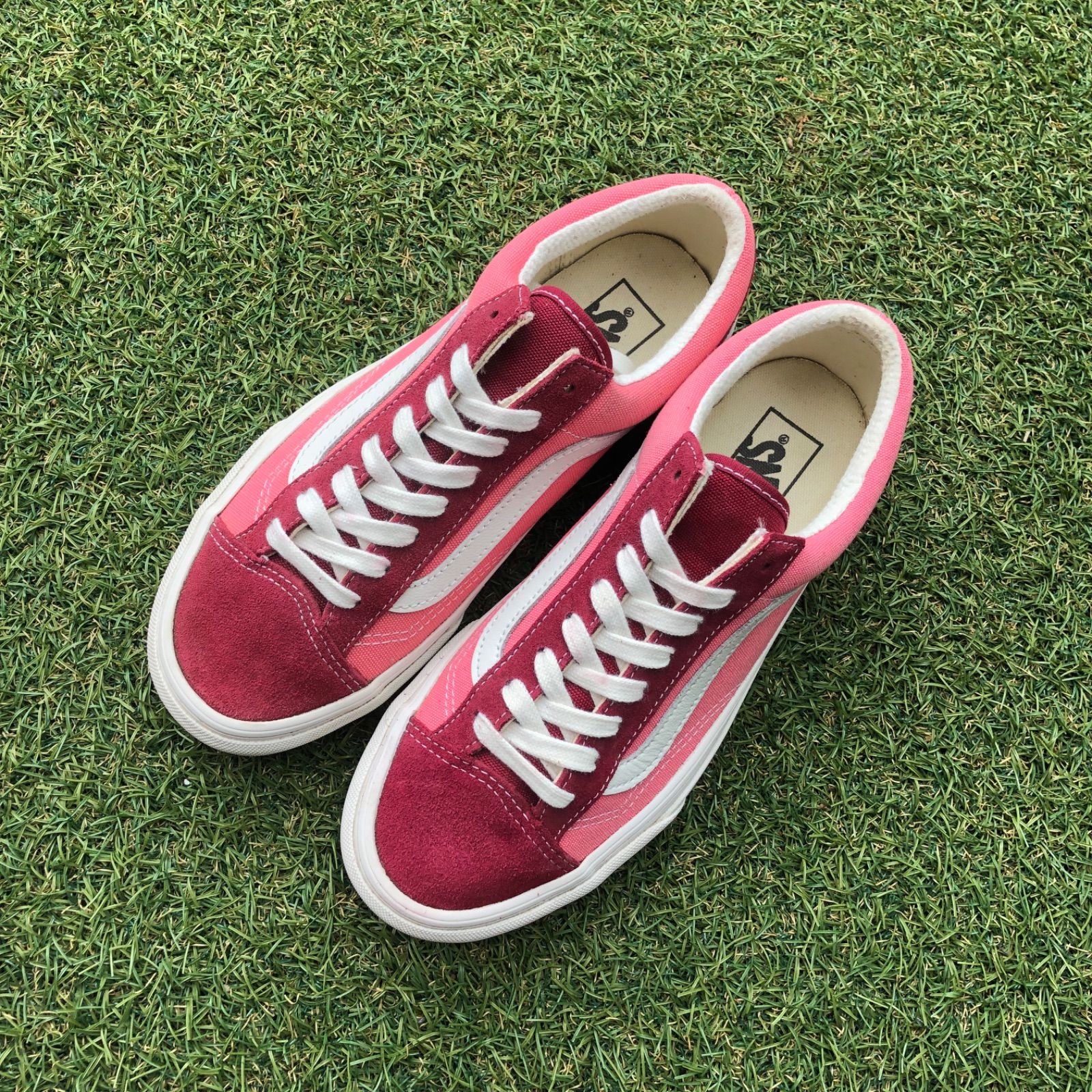 美品25US企画！VANS STYLE 36 ヴァンズ スタイル36 HT854 美品25US企画！VANS STYLE 36 ヴァンズ スタイル36 HT854 - メルカリ