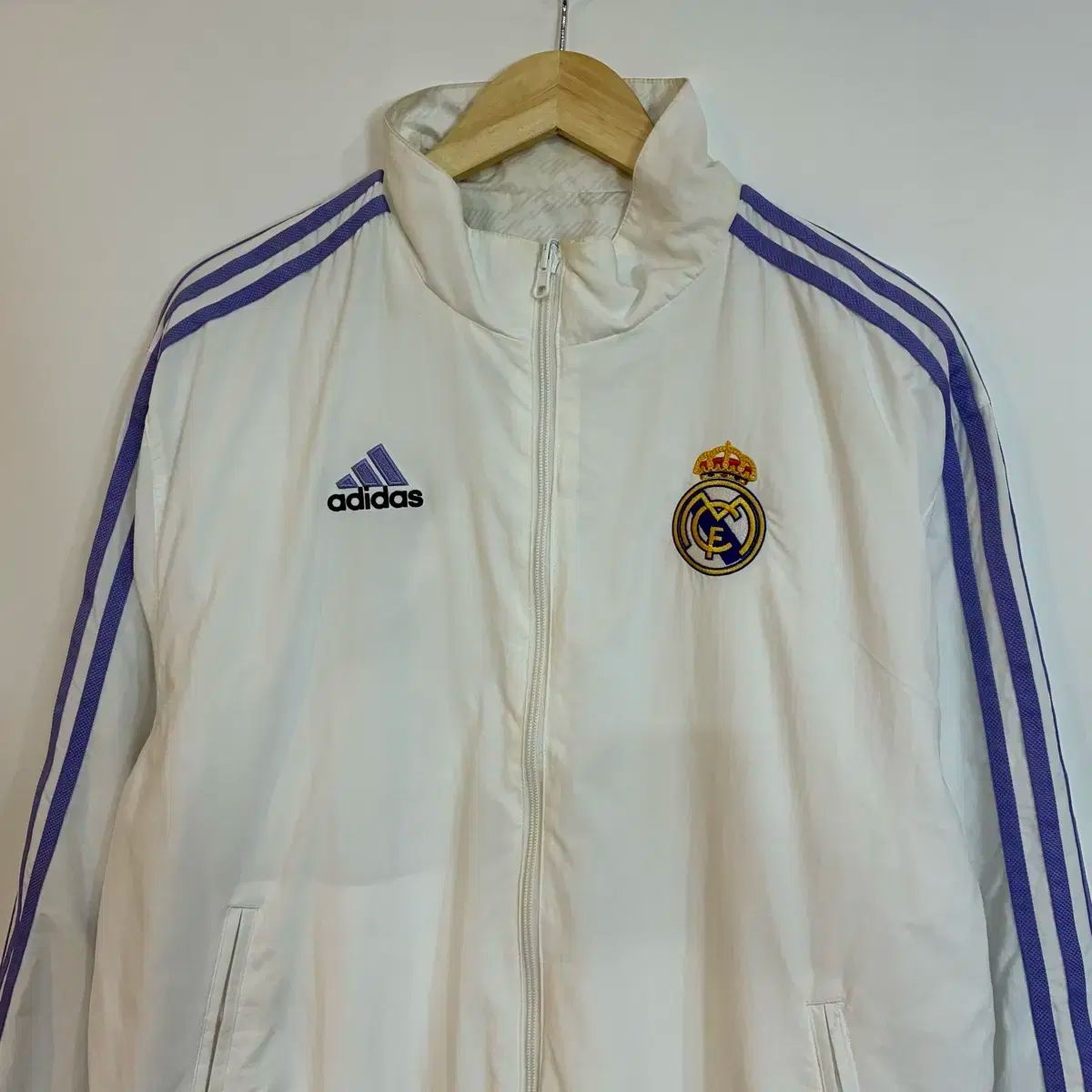 1066 adidas アディダス ウインドブレーカー