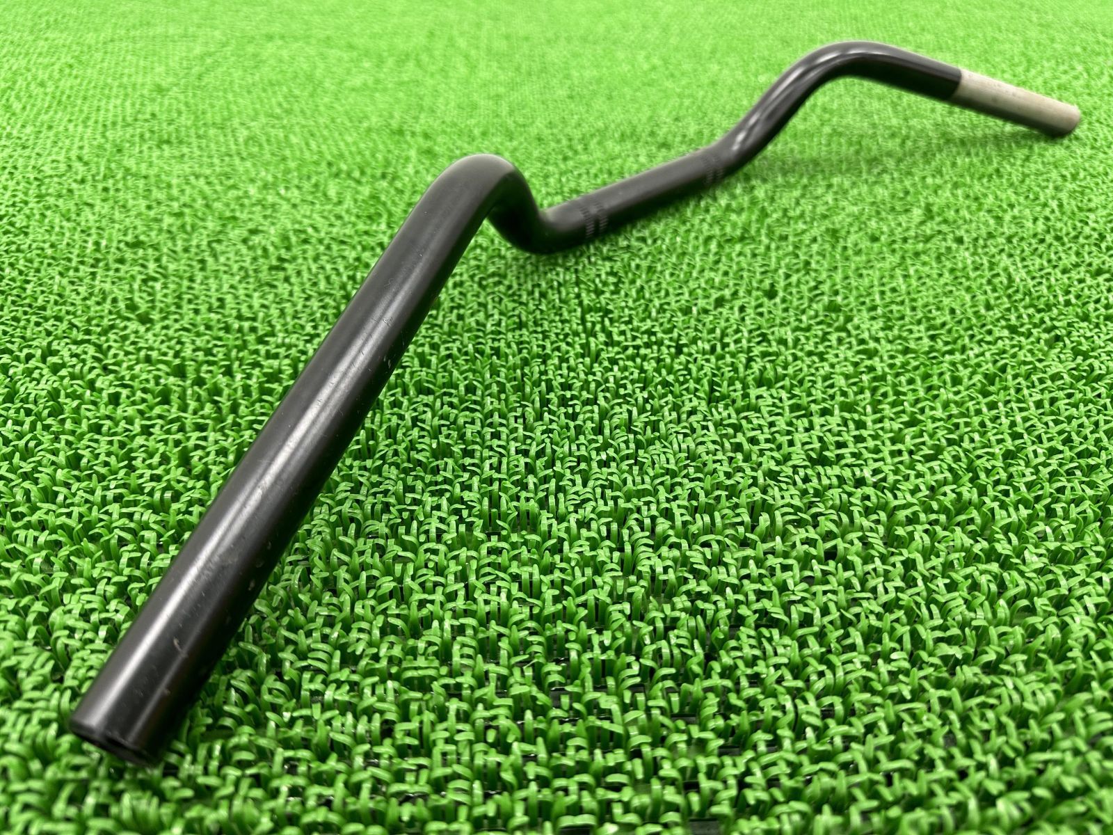 ヤマハ RZ250 4L3 純正 ハンドルバー 【D】AIJ RZ250 (80-82年⁄4L3)⁄RZ350 (81-82年⁄4U0) 対応 ハンドル