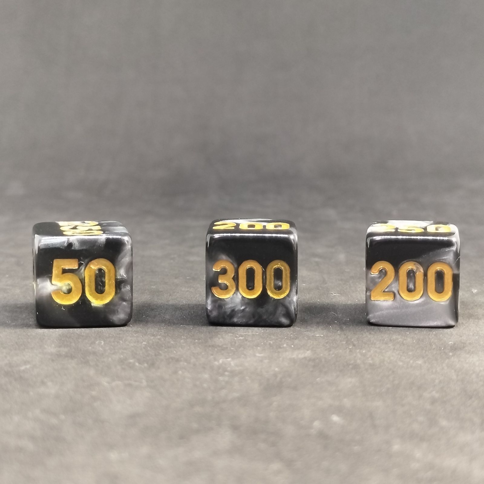 ポケモンカード 対応 ダメカン 代用 アウトレット ダーク ブラック ダイス サイコロ ダメカンダイス12個セット - メルカリ