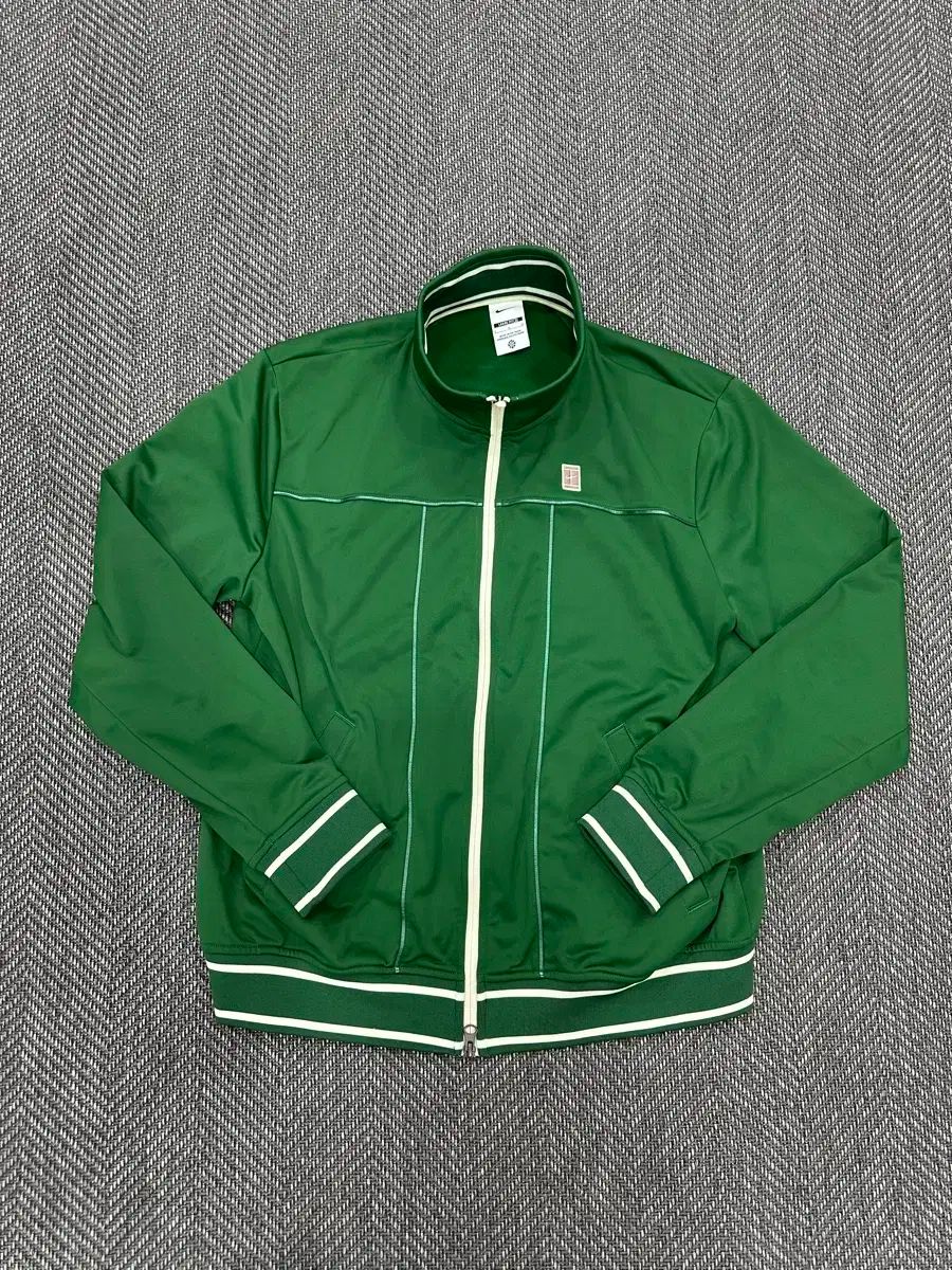 ナイキ コートヘリテイジ ジャージ グリーンL