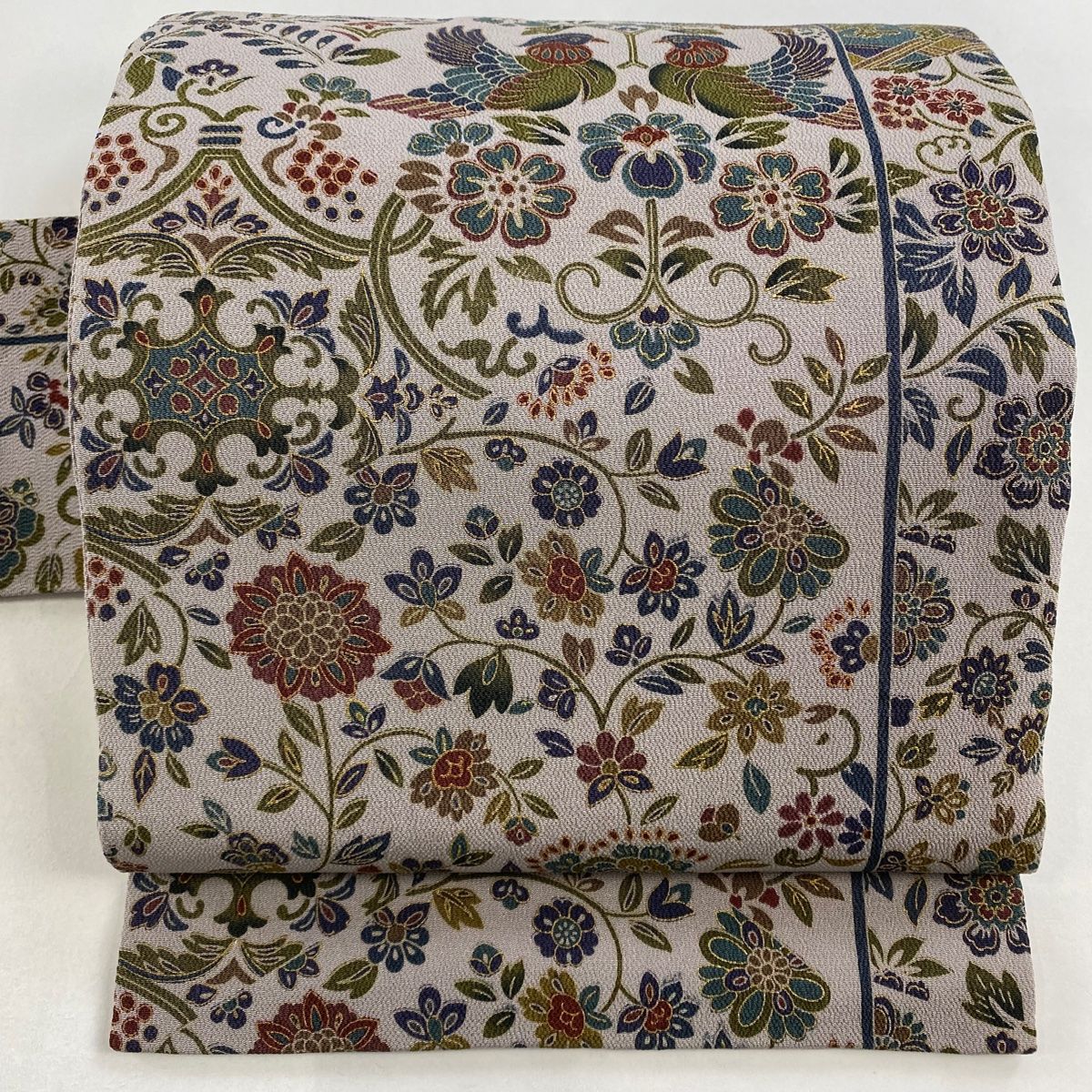 名古屋帯 美品 秀品 草花 蝶 金彩 縮緬 灰紫 正絹 【中古