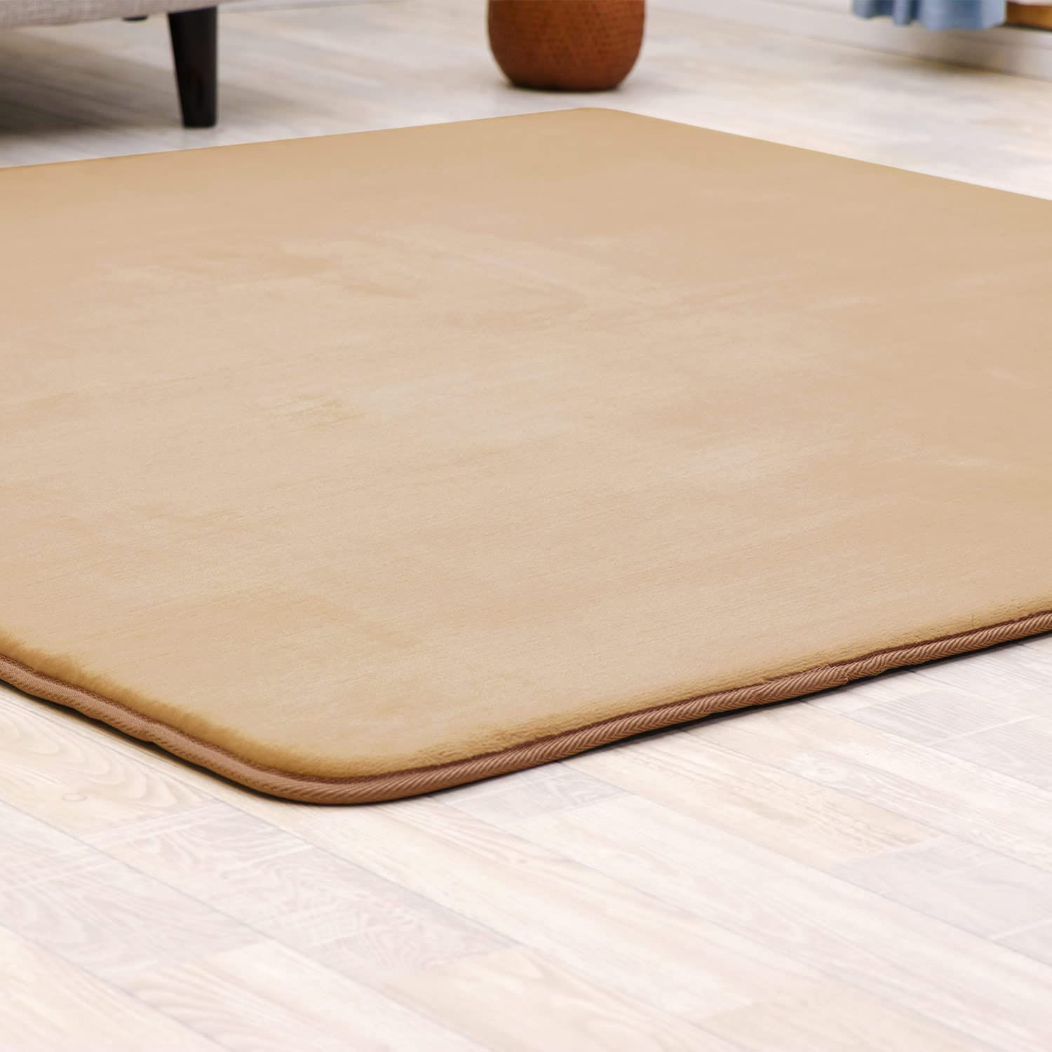 フリーリー ラグ カーペット 高反発ラグ 厚25mm 200×200cm 抗菌 防ダニ加工 厚手 ラグマット オールシーズン 滑り止め付 マイクロファイバー サイズ M無地 モカ