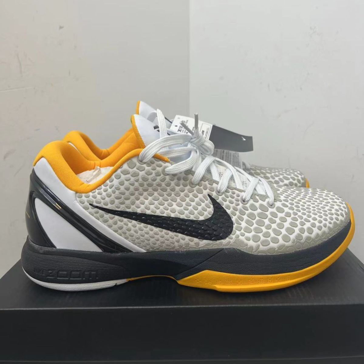 新品未使用ナイキ Nike Zoom Kobe 6 Del Sol  スニーカー