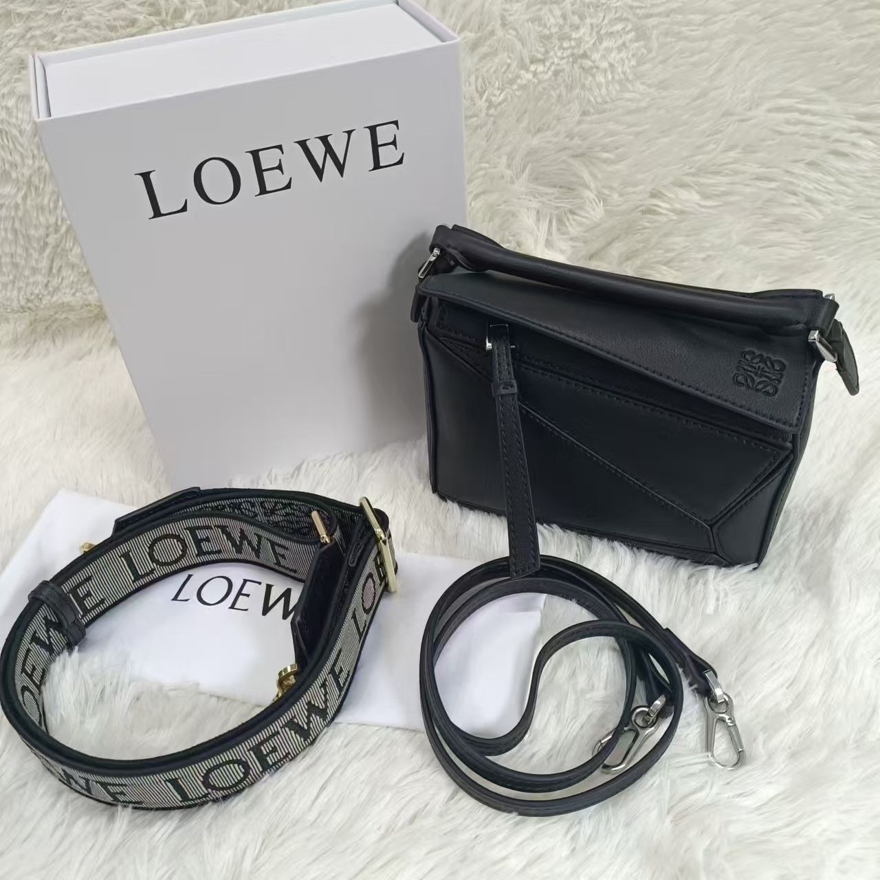 極美品】LOEWE ロエベ ショルダーバッグ パズルバッグ ミニ ブラック  
