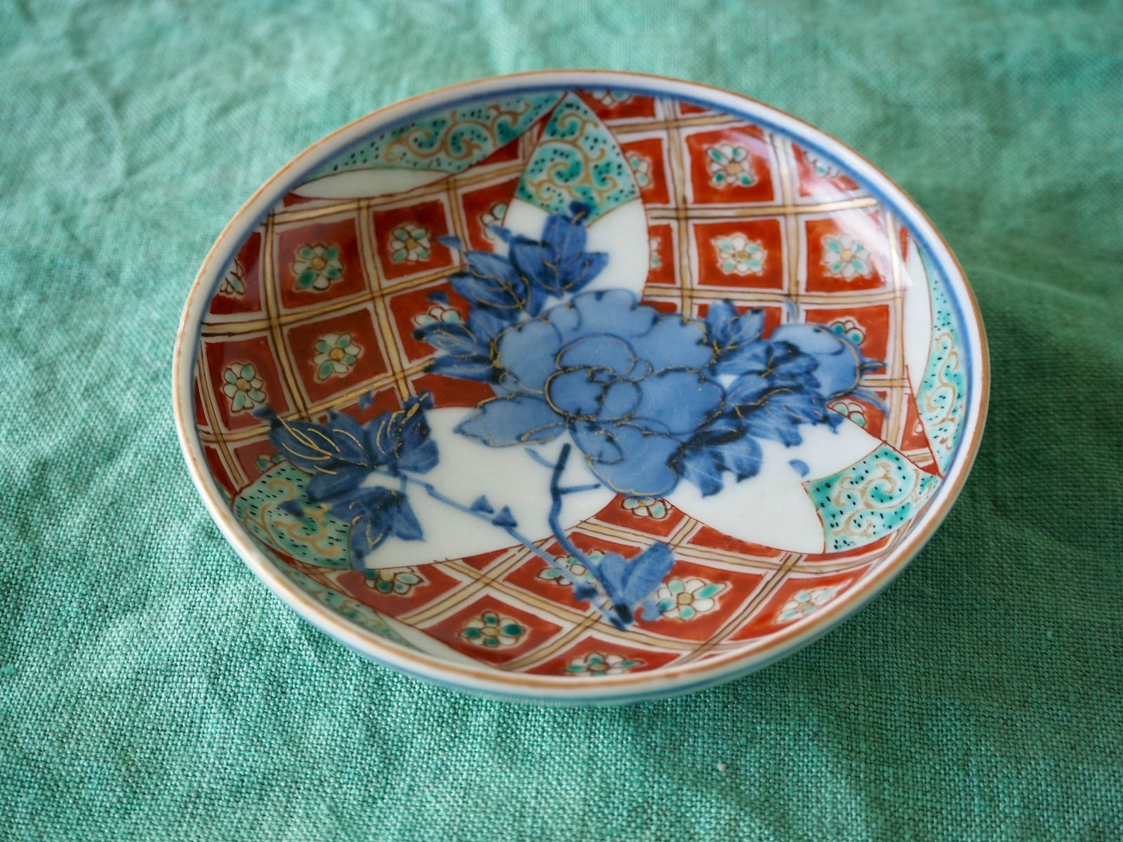 小皿　大聖寺伊万里　染錦　栗絵　明治　古伊万里　輪花 小皿 大聖寺伊万里 染錦 栗絵 明治 古伊万里 輪花 - メルカリ