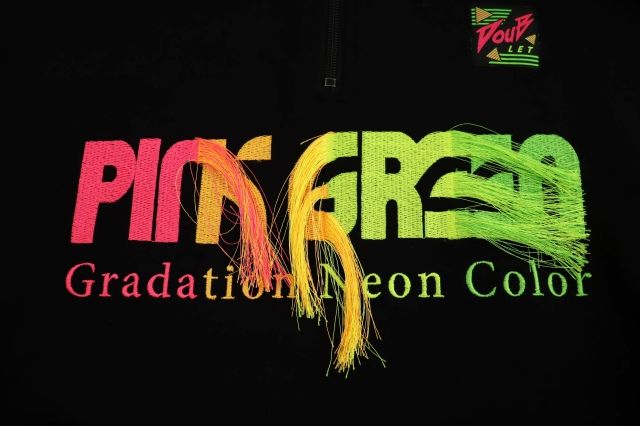 ダブレット doublet 19SS GRADATION NEON EMBROIDERY HALF-ZIP