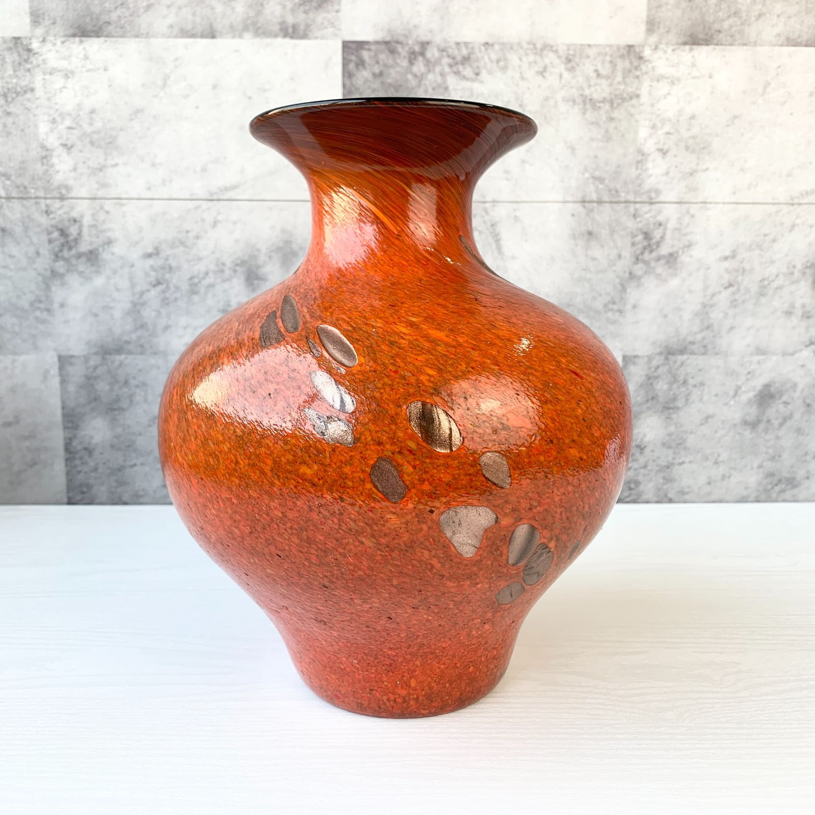 花瓶　赤オレンジ