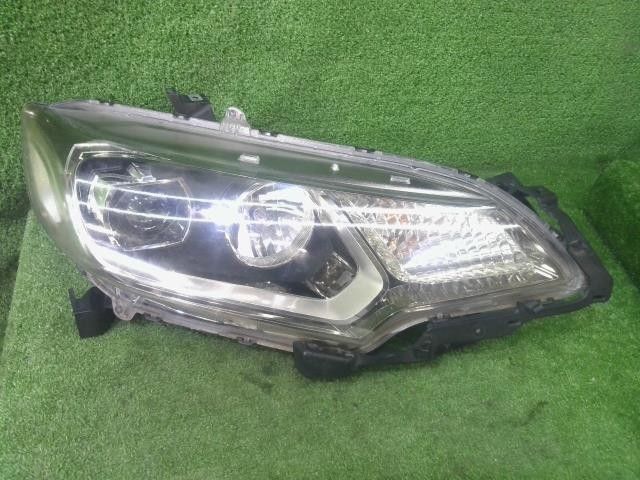 フィット DBA-GK3 GK4 GK5 GK6 右 ヘッドランプ ヘッドライト ASSY 13G L13B B593M 33100-T5A-J21