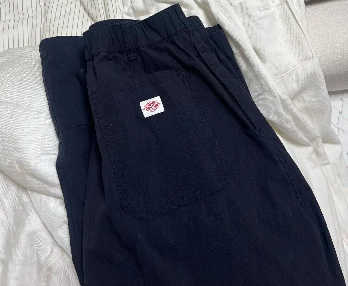 Danton ダントン ピンタックロングスカート ネイビー