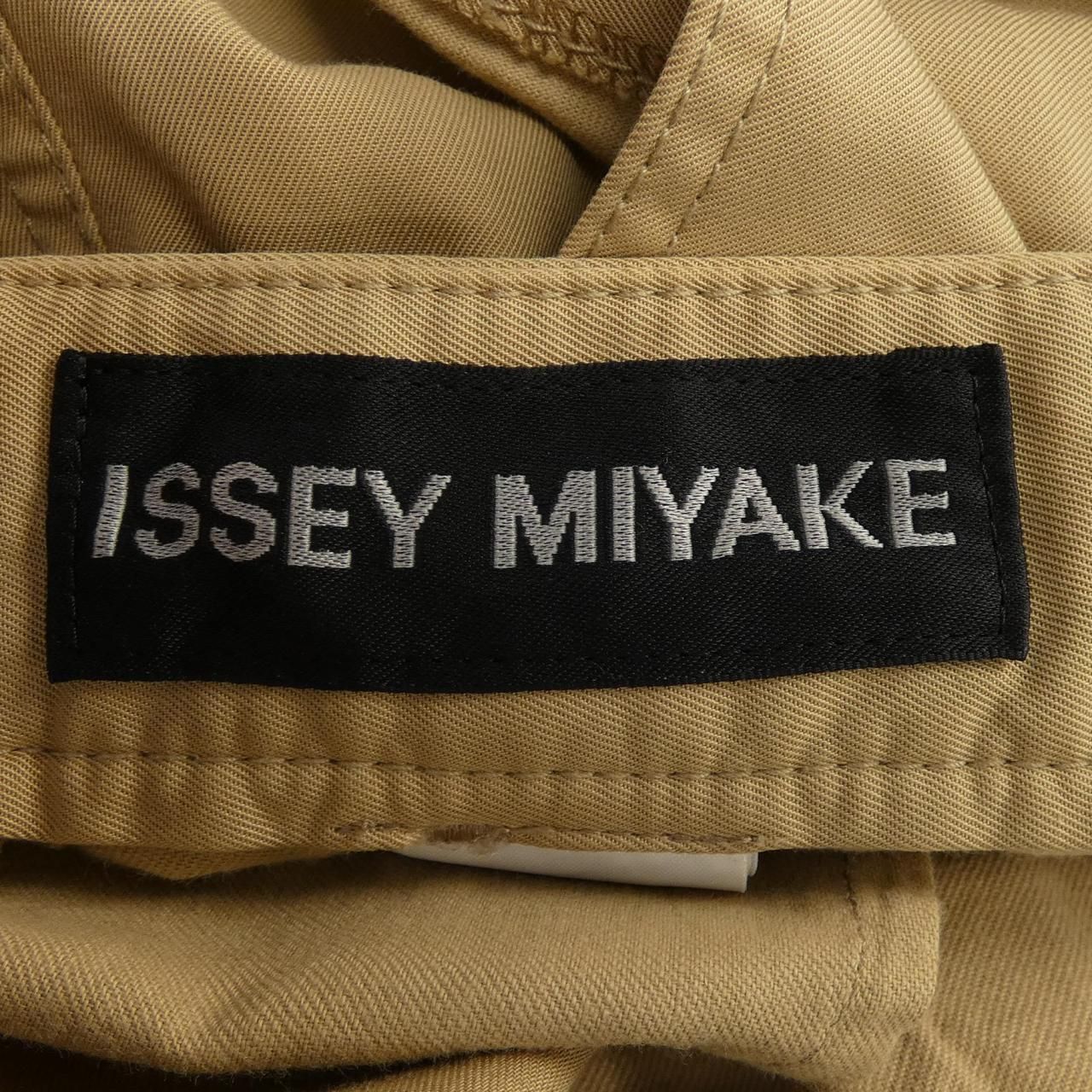 イッセイミヤケ ISSEY MIYAKE ME83FF083 パンツ DECORATOM_COM_BR
