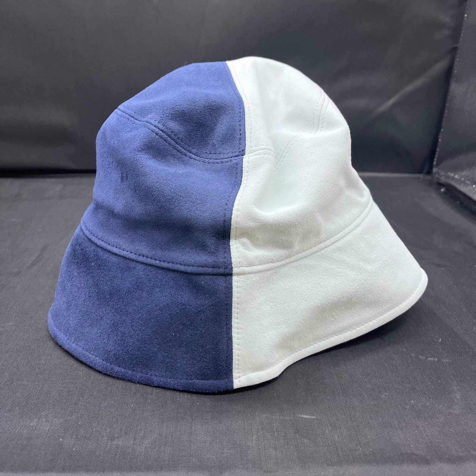 フェンディ バケットハット バイカラー ゴートスキン ロゴ D25063585