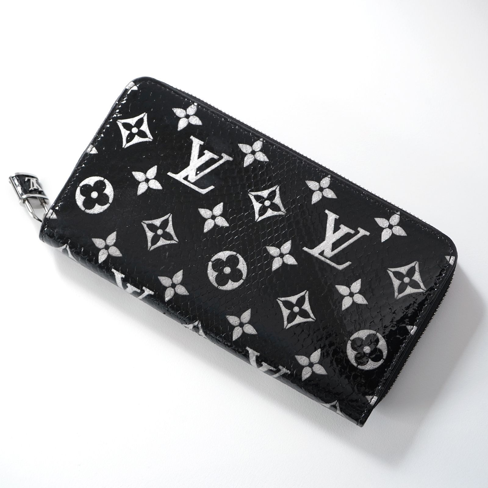 新品 未使用】Louis Vuitton パイソン 蛇革 長財布 N96955 - メルカリ