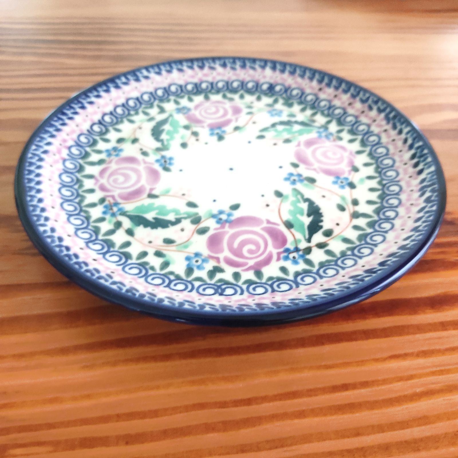 新品未使用　紫のバラ模様5点セット　ツェラミカミレナ　ポーランド食器　陶器製 直径17.5cm プレート 紫のバラ模様 ツェラミカミレナ社 ポーランド食器