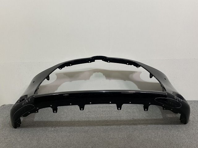 フロント バンパー