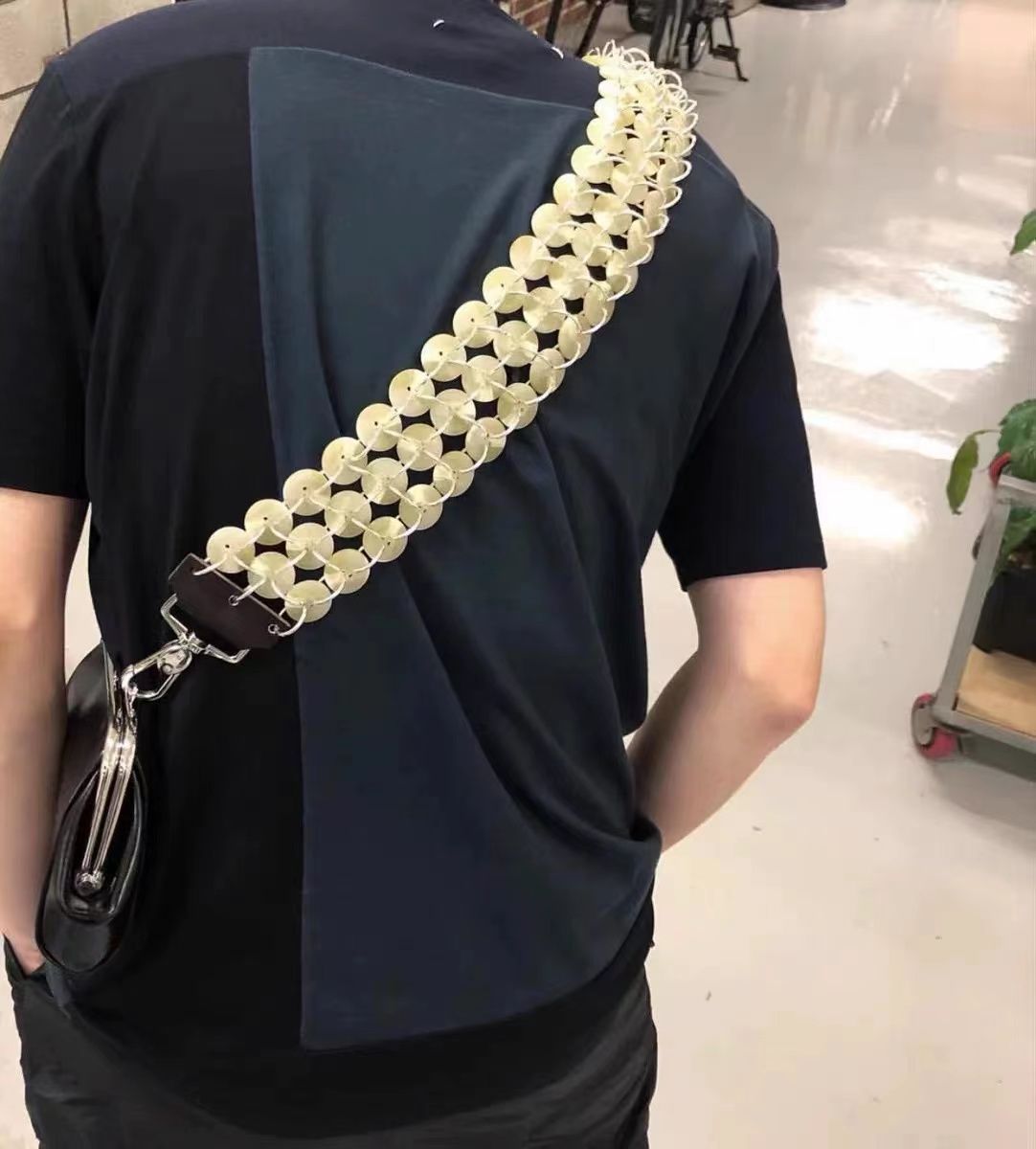 Stefan Cooke STRAP ボタンショルダーストラップ Stefan Cooke Button Strapショルダーストラップ ブラウン Stefan