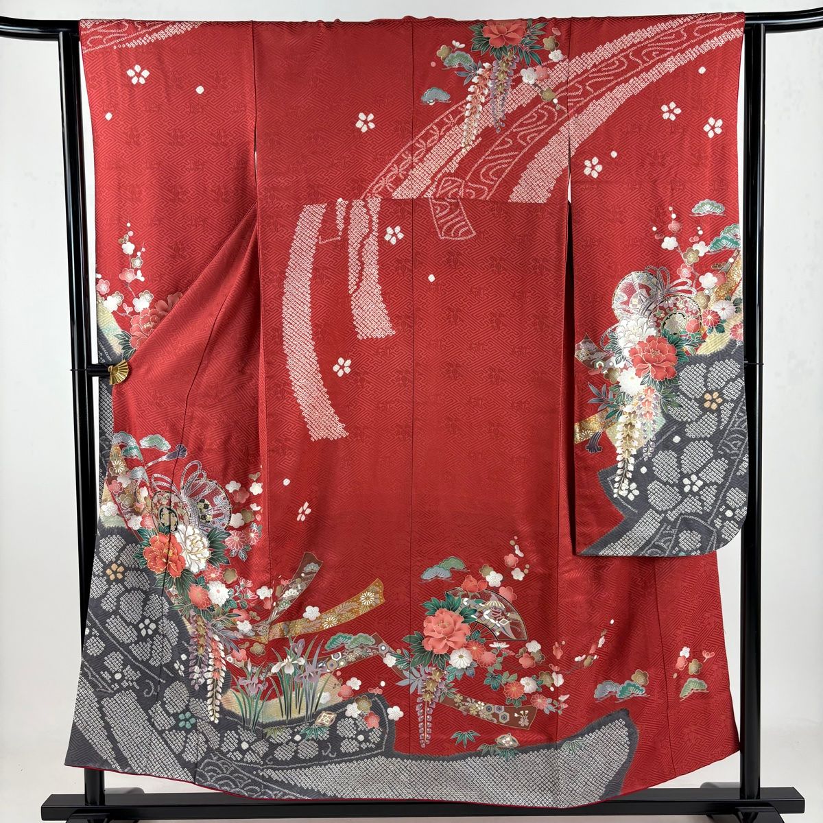 振袖 身丈154cm 裄丈63.5cm S 袷 草花 鼓 金糸 金銀彩 茜色 正絹 秀品