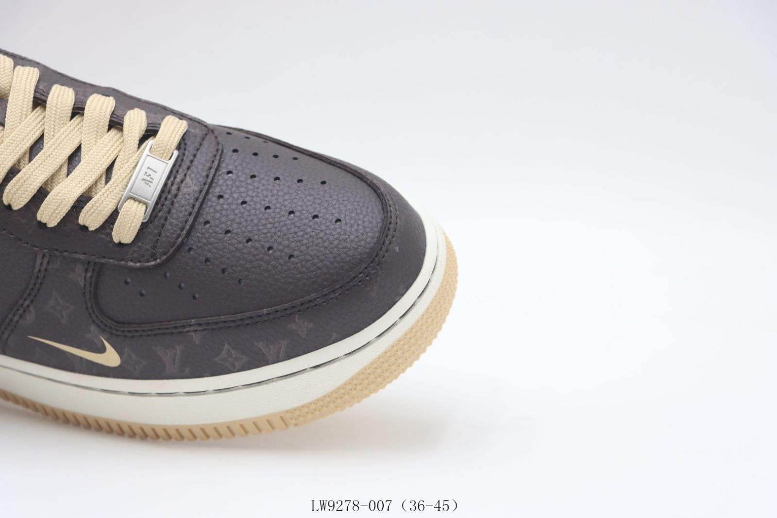 今日 ナイキ ボードシューズ ブラウン LVLW9279-007 Brown KIN-KAAI_COM