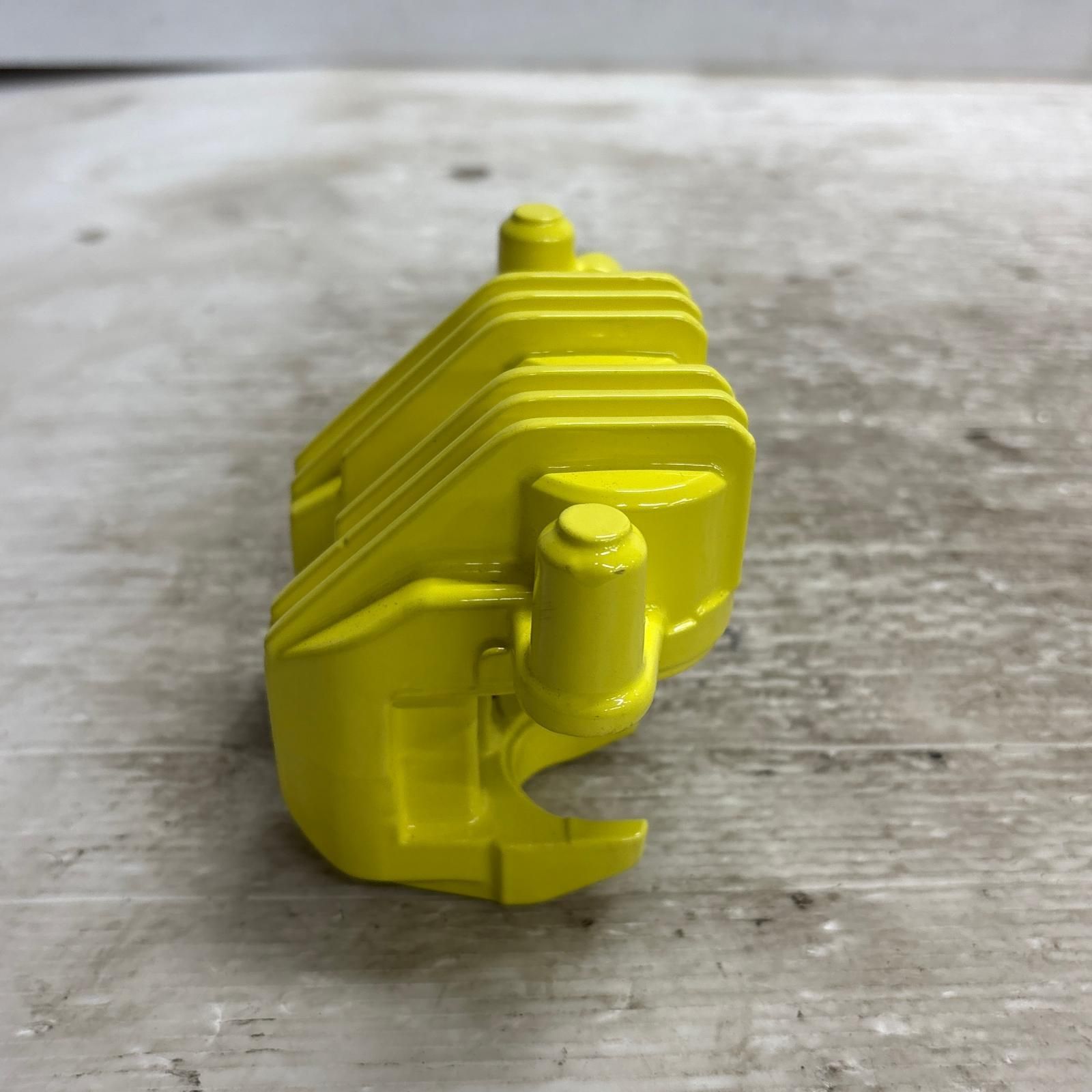 フロントキャリパー