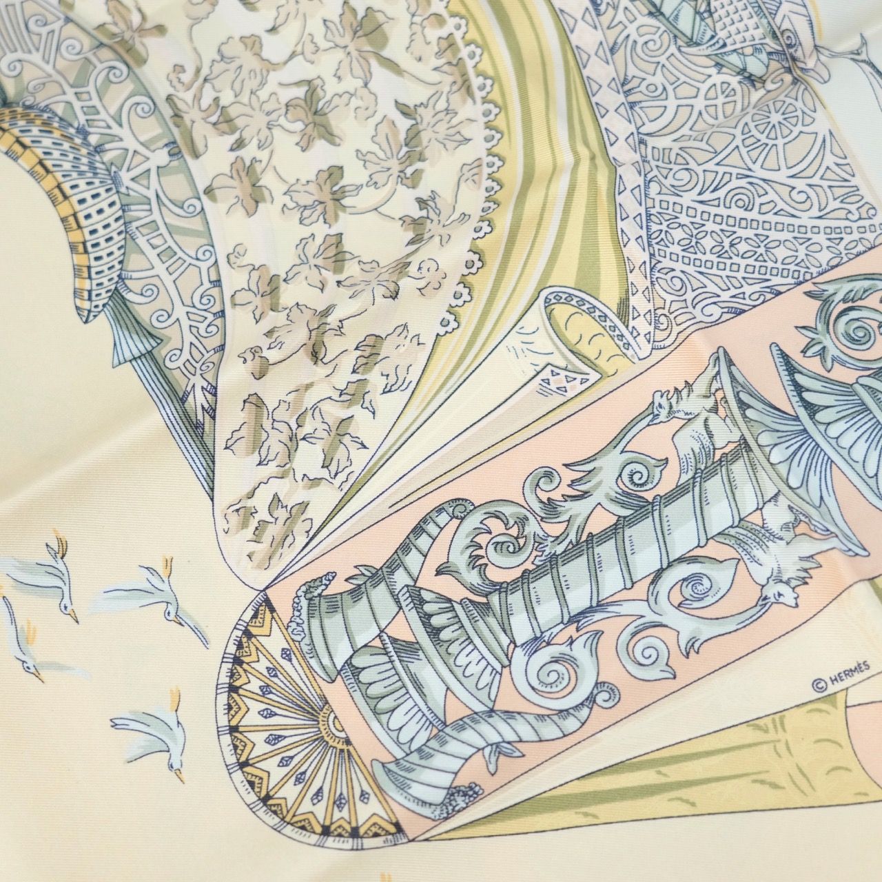 中古・VINTAGE】 HERMES エルメス カレ90 アトランティス大陸 スカーフ