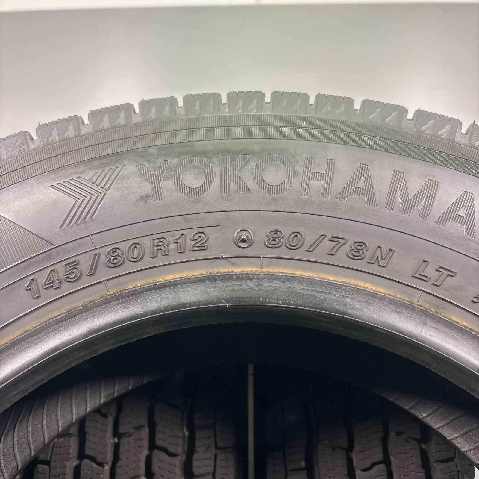 スタッドレス TA614