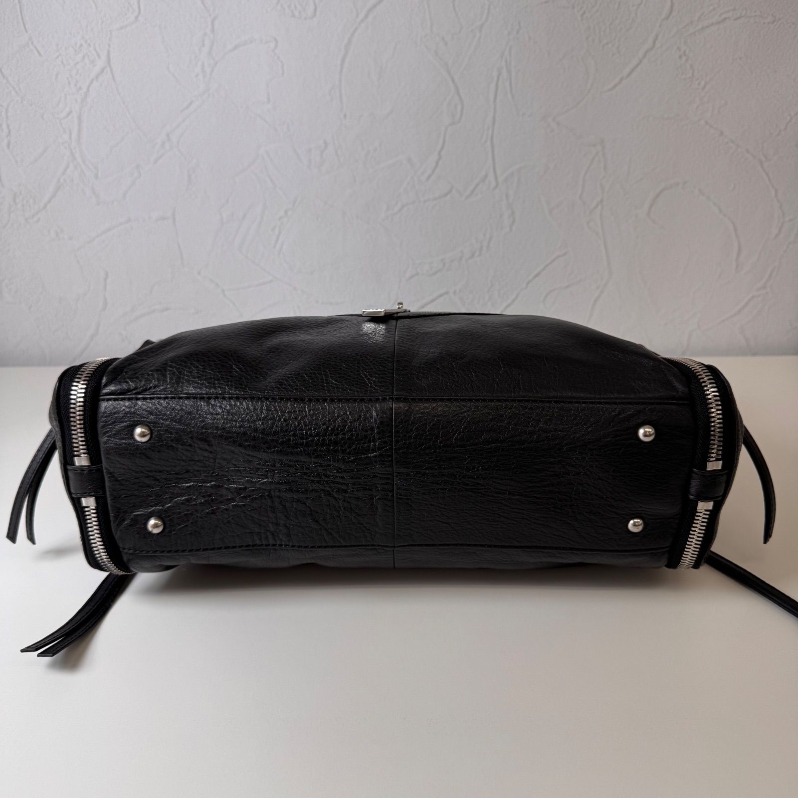 【美品】DIESEL ディーゼル トートバッグ A4サイズ レザー ディーゼル ブラック 黒 レザー トートバッグ ショルダーバッグ