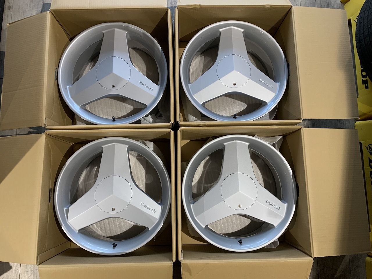 2505034 ENKEI Selbach セルバッハ 17インチ 7J 35 PCD100 4H 5H 72mm