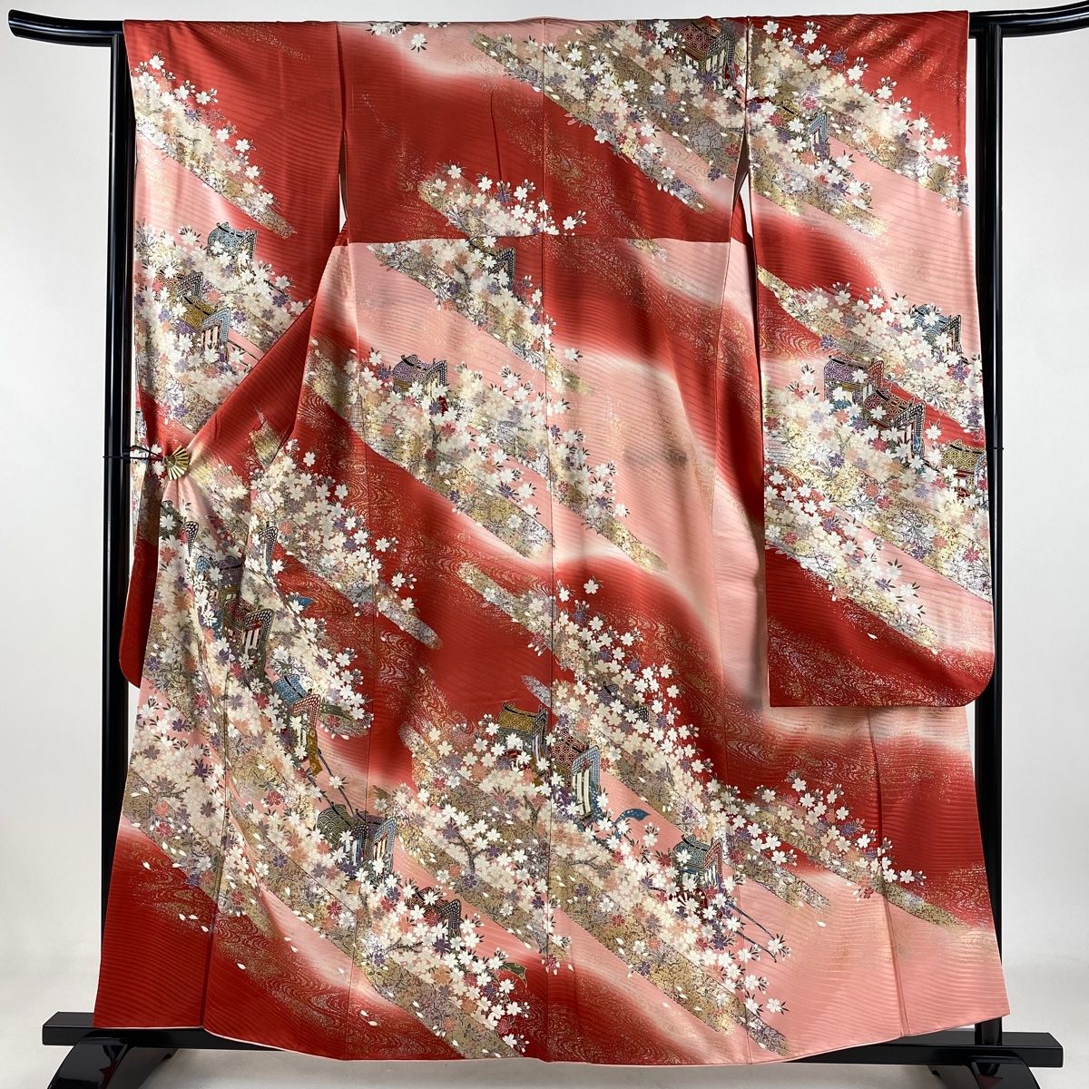 振袖 身丈158.5cm 裄丈63cm S 袷 御所車 桜 金銀彩 ぼかし ピンク 正絹 秀品