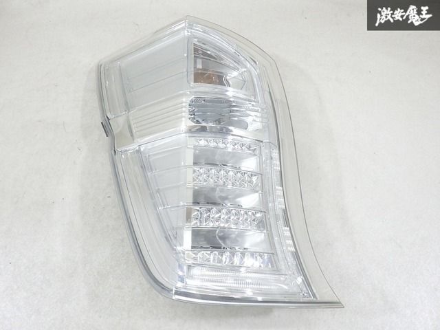 ステップワゴンスパーダ RK5 RK6 テールランプセット W0587 ステップワゴンスパーダ RK5 RK6 テールランプセット W0587