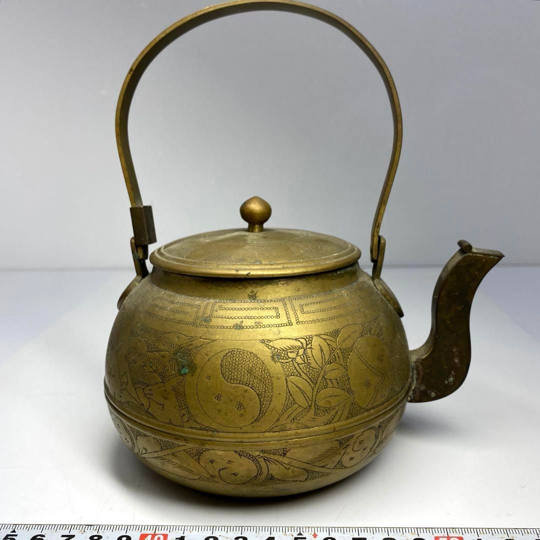 黄銅瓶　764g/高さ19.5㎝　東Y6-0716① 黄銅瓶 764g/高さ19.5㎝ 東Y6-0716①