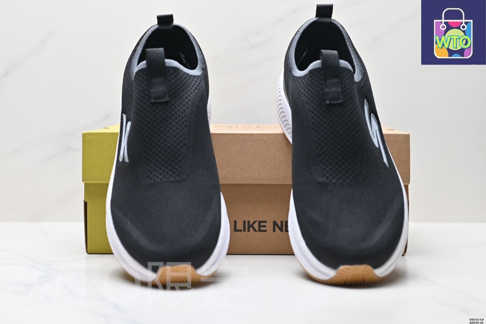 今日 Skechers