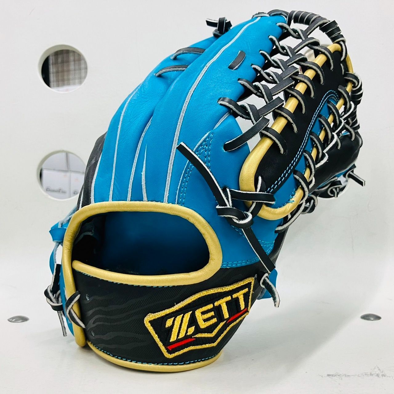 ゼット　プロステイタス　オリジナルカスタムグラブ　軟式用　外野手用　型付け済 楽天市場】ゼット プロステイタス オーダーグラブ 藤浪モデル