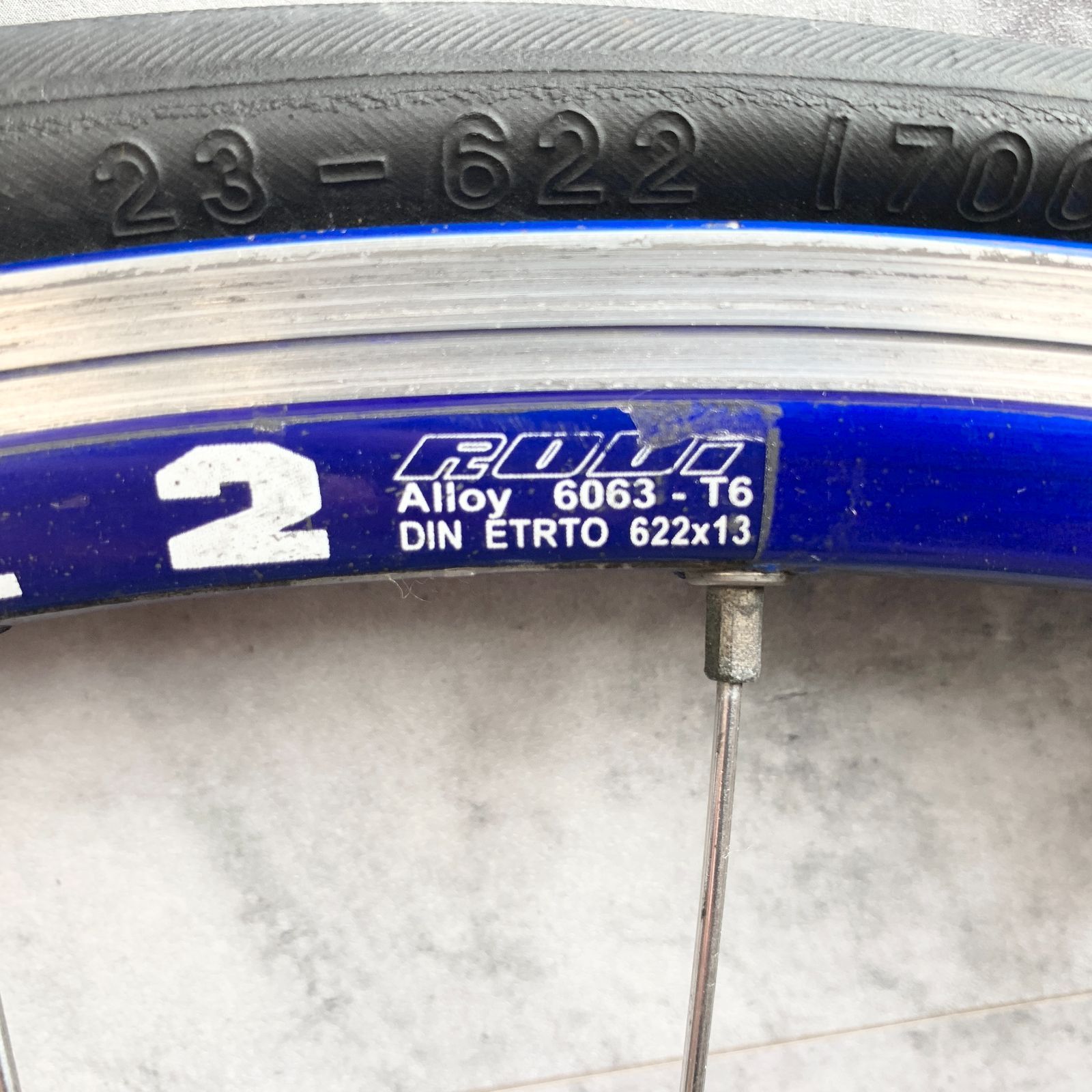VUELTA AIRLINE 2 ホイール Rooi Alloy 6063-T6 DIN ETRTO 622×13 ハブ