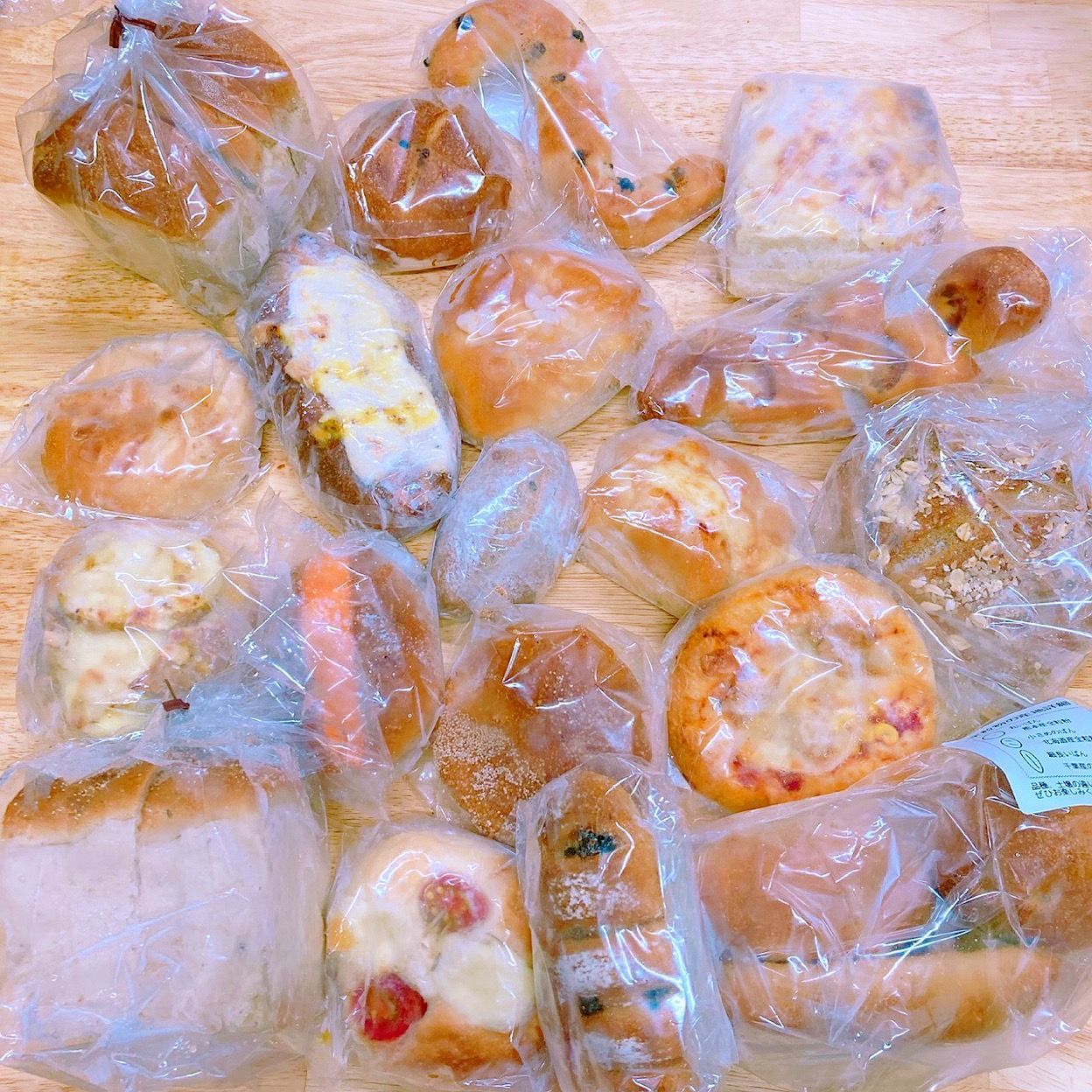 【国産小麦100％】盛りだくさん！スタッフセレクト冷凍パンセット80