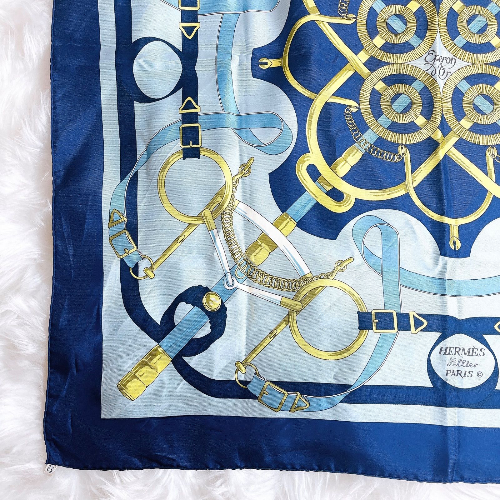 HERMES エルメス スカーフ カレ90 Eperon dor/黄金の拍車 馬具柄 大判