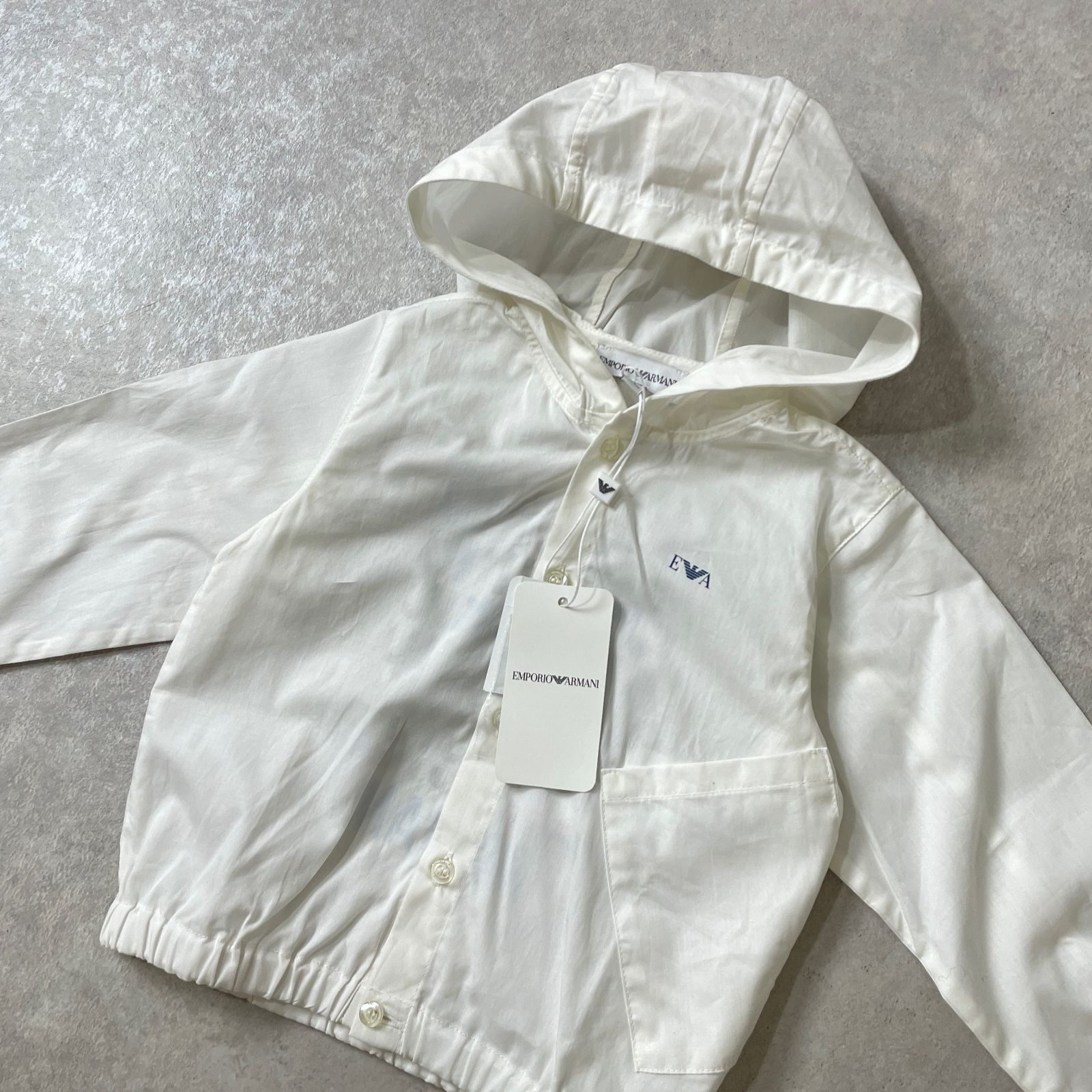 新品 EMPORIO ARMANI キッズ ベビー 70cm ~ 80cmロゴプリント コットン 