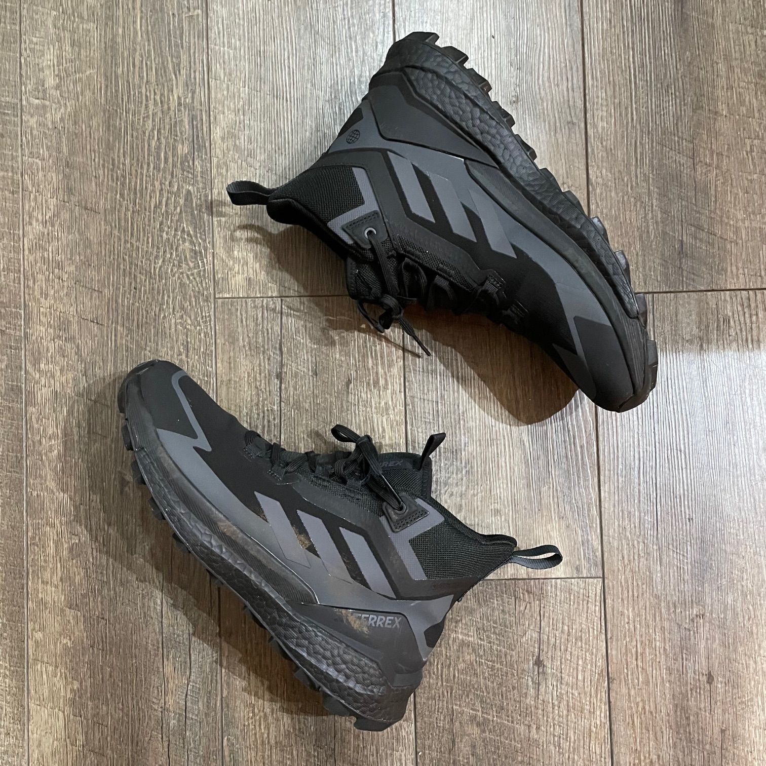 未使用 adidas TERREX アディダス テレックス MULTI フリース 国内正規 adidas TERREX FREE HIKER 2.0 GORE-TEX HIKING HQ8383