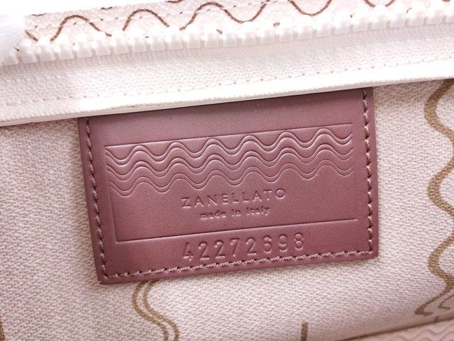 ホワイト系 42272698