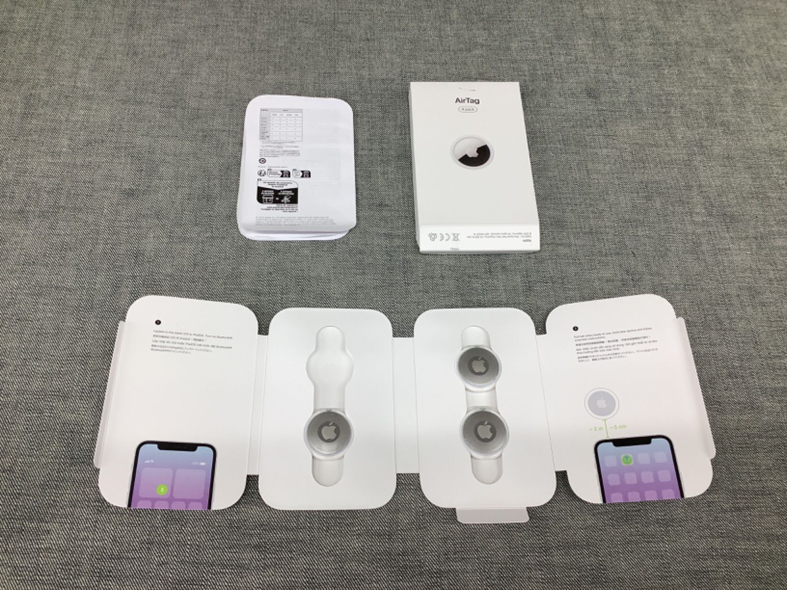 O YG25020609 Apple Air Tag 4packのうち3個