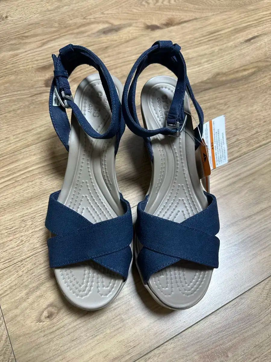 crocs クロックス レイウェッジ w7 ネイビー