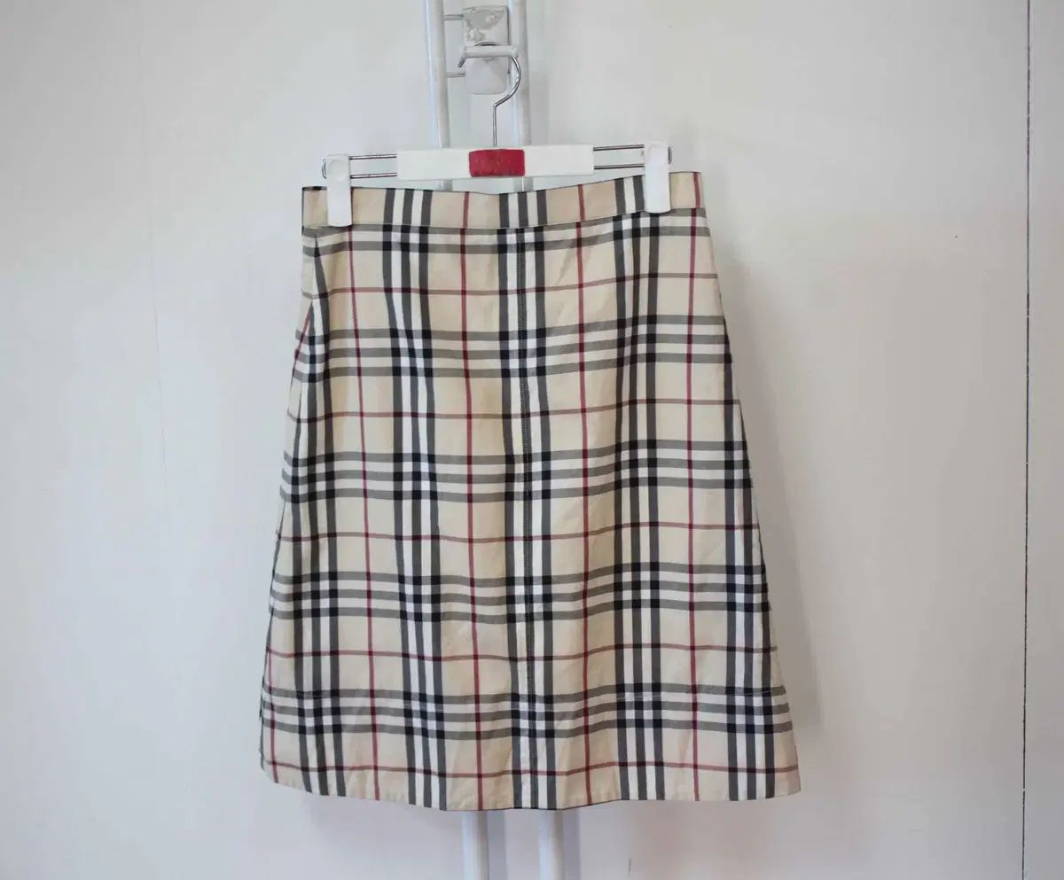 除菌清掃済 P ー 6532 バーバリー レディース ノヴァチェック スカート USA 4