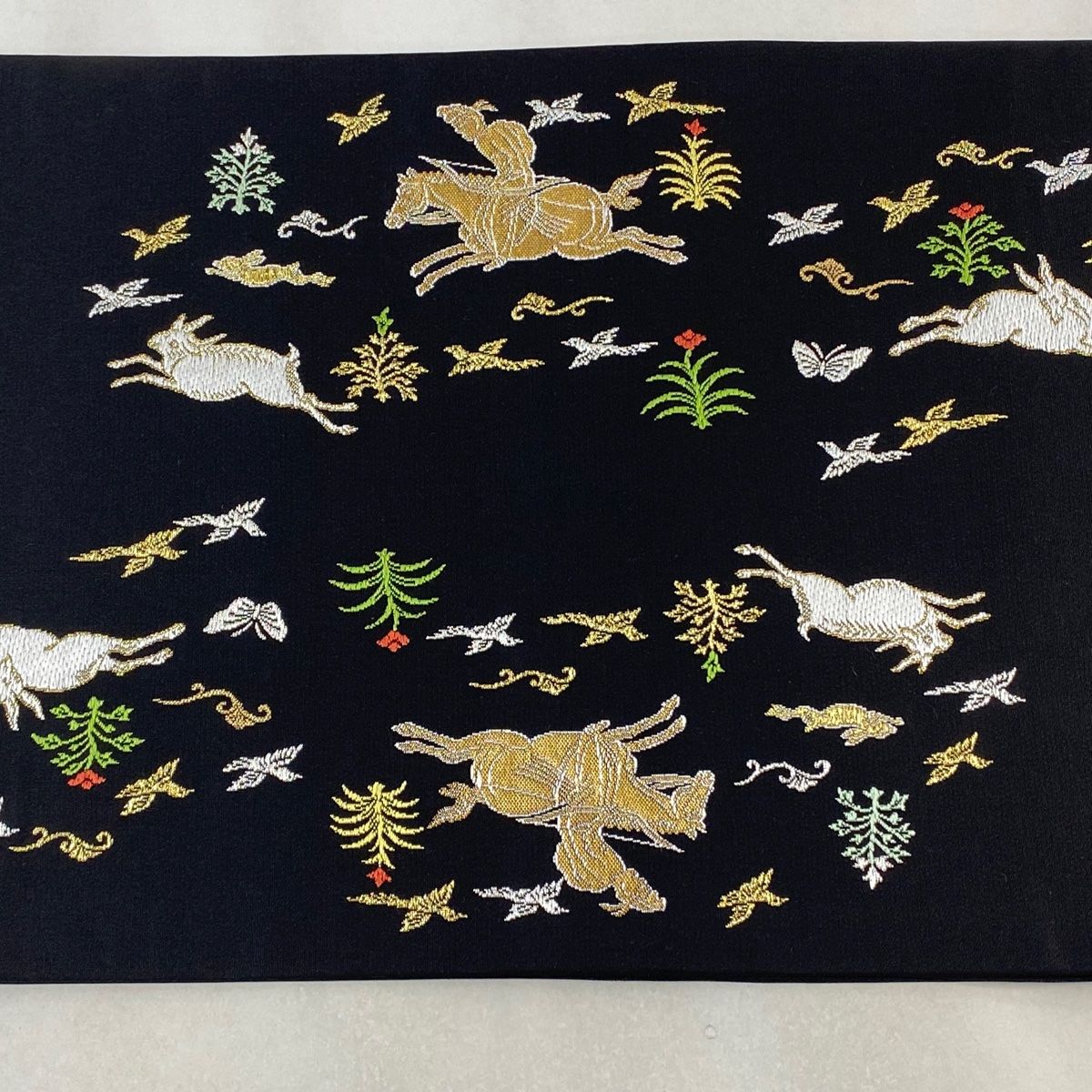 【特価】 開き名古屋帯 逸品 龍村美術織物 落款 たつむら 狩猟文 草花 金 着物・浴衣