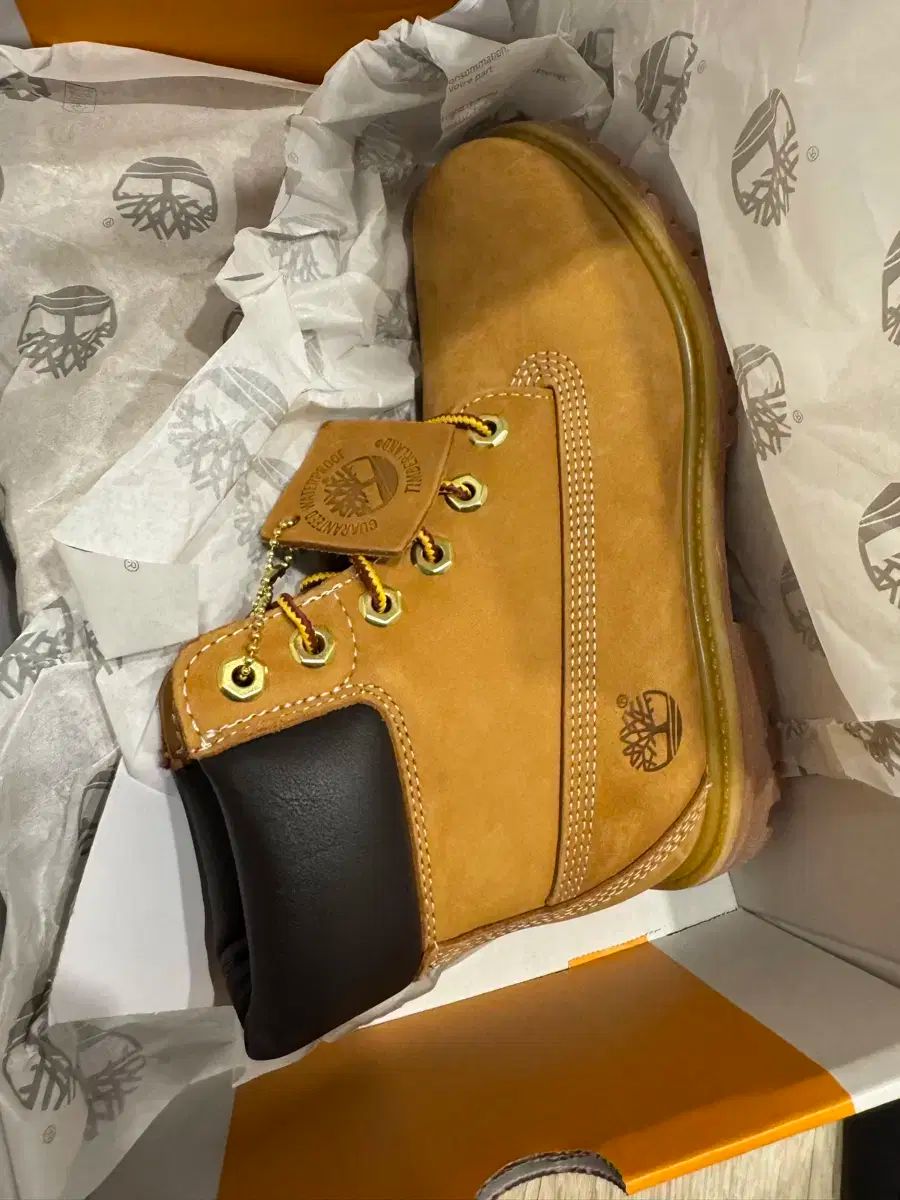 Timberland ティンバーランド 6 インチ ウォーカーブーツ ブーツ Tシャツ バンダナ ソックス ボート シューズ キーリング