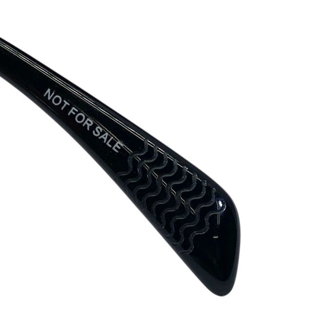 スクエアフレーム