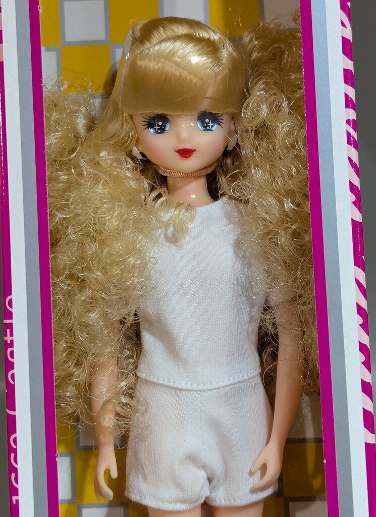 リトルファクトリー リカちゃんキャッスル かおりちゃん 2021年アプリオープン記念モデル 12507