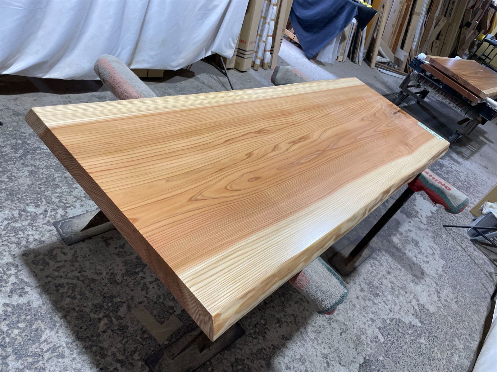 杉9132 一枚板無垢 1920x680-690-680x57mm 乾燥材 センターテーブル