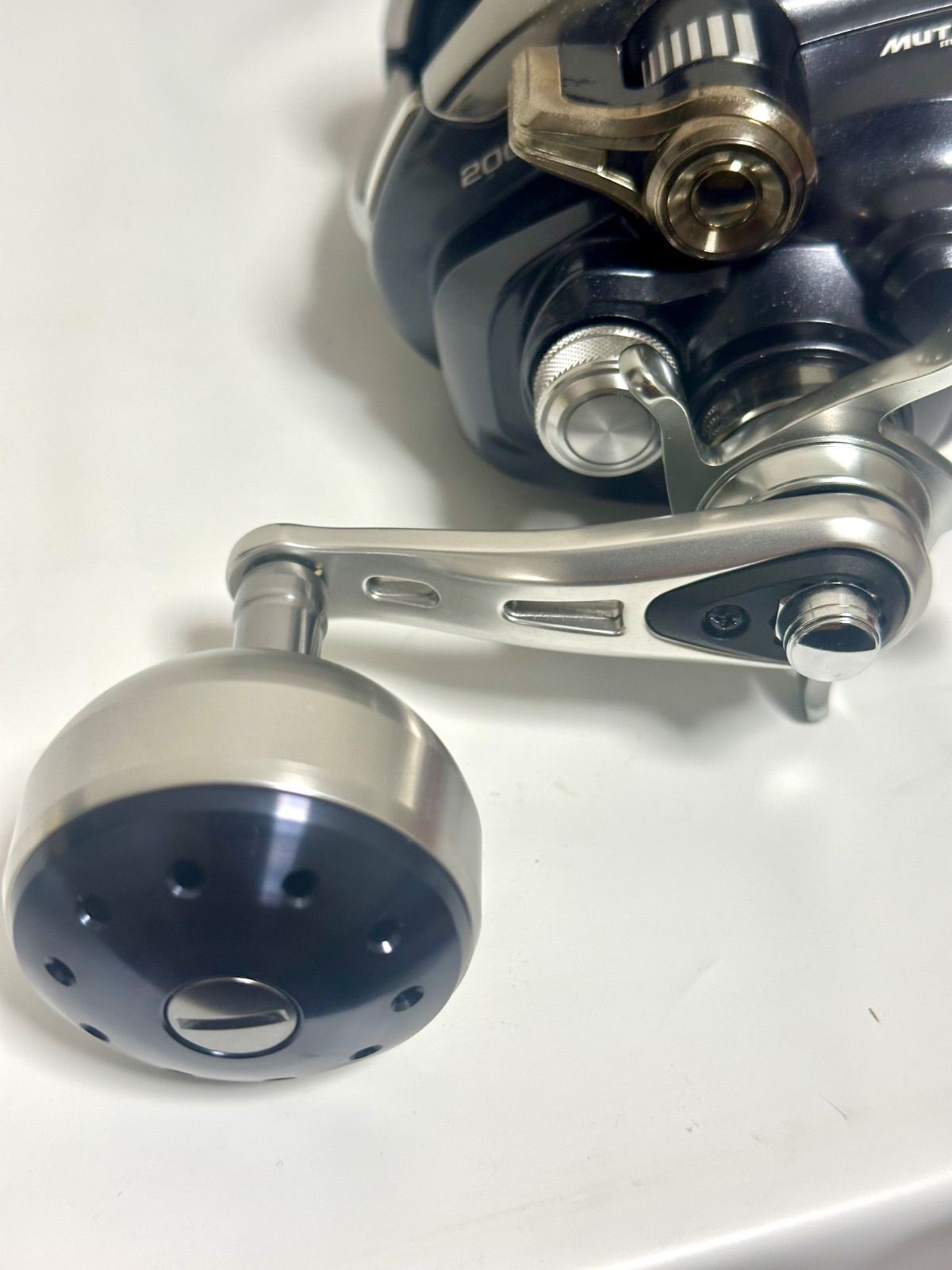 シマノ 16フォースマスター 2000 未使用 電動リール SHIMANO